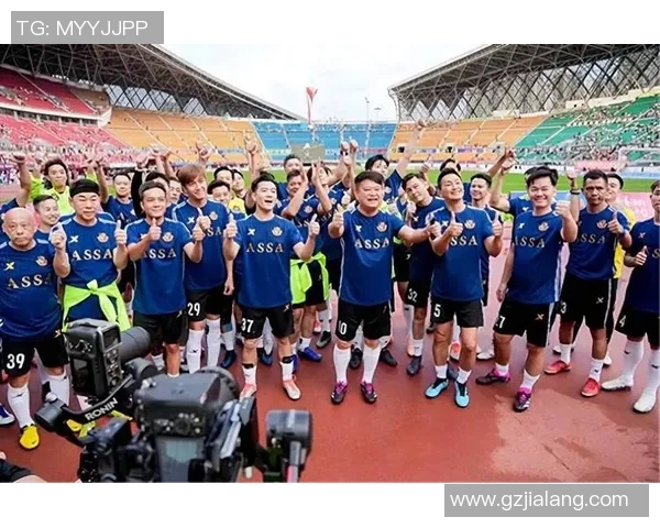 村超赛事中香港足球明星精彩进球引发热议与关注 村超赛事中香港足球明星精彩进球引发热议与关注