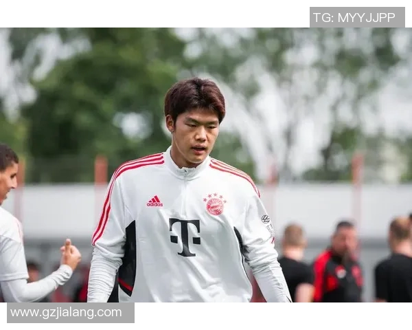 近年来离世的足球明星回顾与致敬盘点