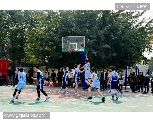 春节篮球明星壁纸图片分享让你在新年里感受运动激情与节日氛围 春节篮球明星壁纸图片分享让你在新年里感受运动激情与节日氛围